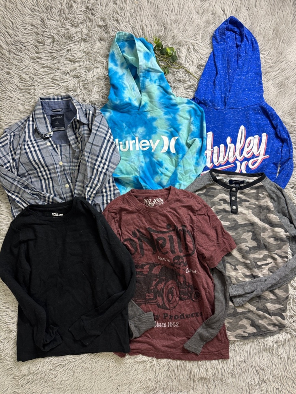 Boys long sleeve bundle size M